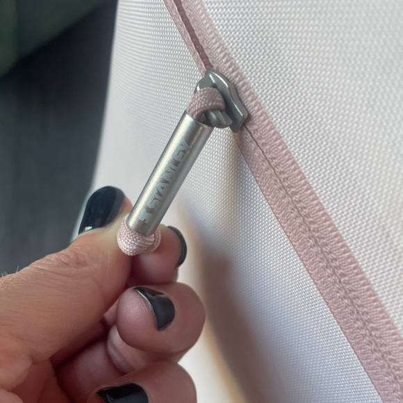 Stanley NWT Light Pink Cooler Bag - Picture 3 of 6